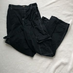 Oversize black cargo pants